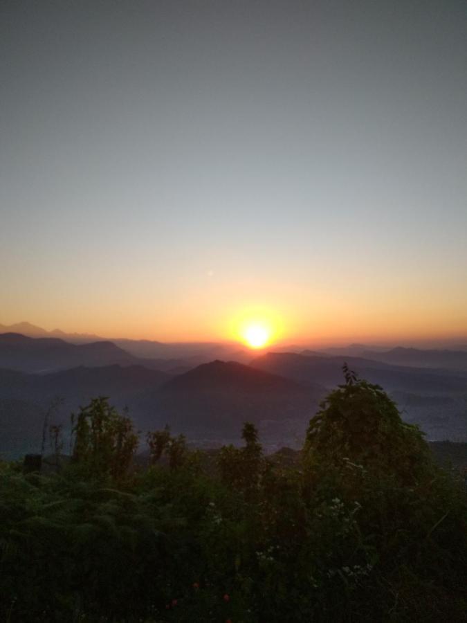 Pokhara Abroad Inn Zewnętrze zdjęcie