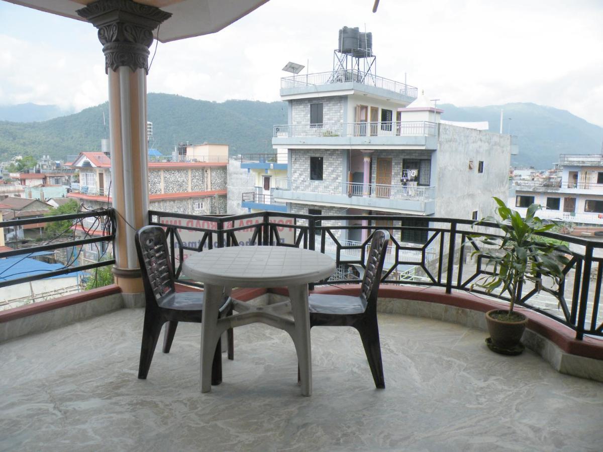 Pokhara Abroad Inn Zewnętrze zdjęcie