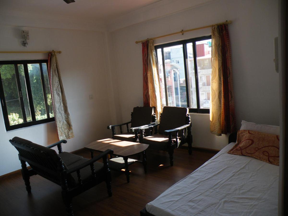 Pokhara Abroad Inn Zewnętrze zdjęcie